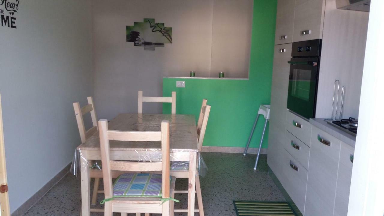 Mela Verde مينتورنو المظهر الخارجي الصورة